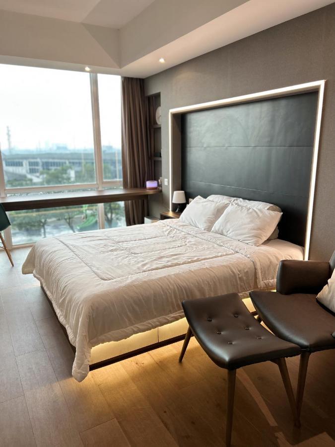 U Residence 2 Studio Apartment Pool View Тангеранг Экстерьер фото