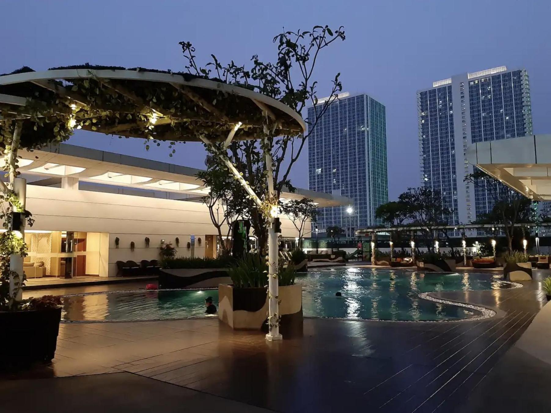 U Residence 2 Studio Apartment Pool View Тангеранг Экстерьер фото
